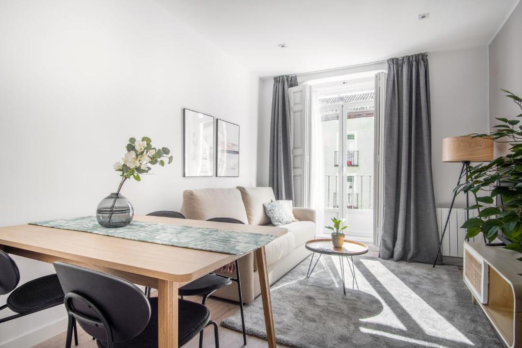 Limehome Madrid Calle Ave María appart hôtel à proximité de la Porte d'Alcalá
